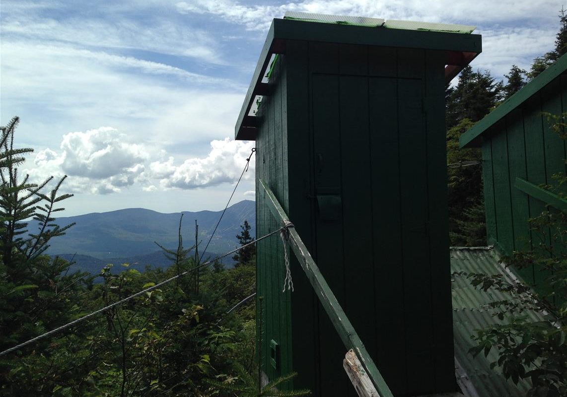 hornspondshelterprivy_withaview hornspondshelterprivy_withaview