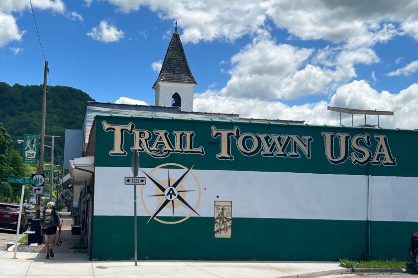 trail-town-usa-mural-with-hiker-2_kristi-mcfarlin
