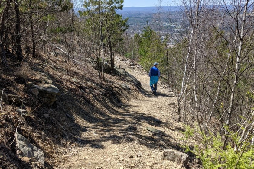 1a-hiker-on-new-trail