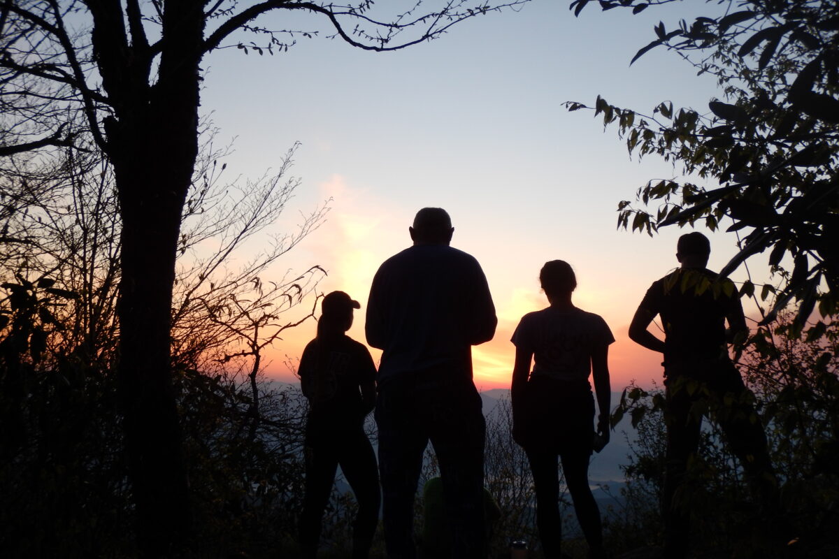 2018-konnarock-volunteers-appreciate-sunset-at-rocy-bald-nc-by-atc-staff 2018-konnarock-volunteers-appreciate-sunset-at-rocy-bald-nc-by-atc-staff