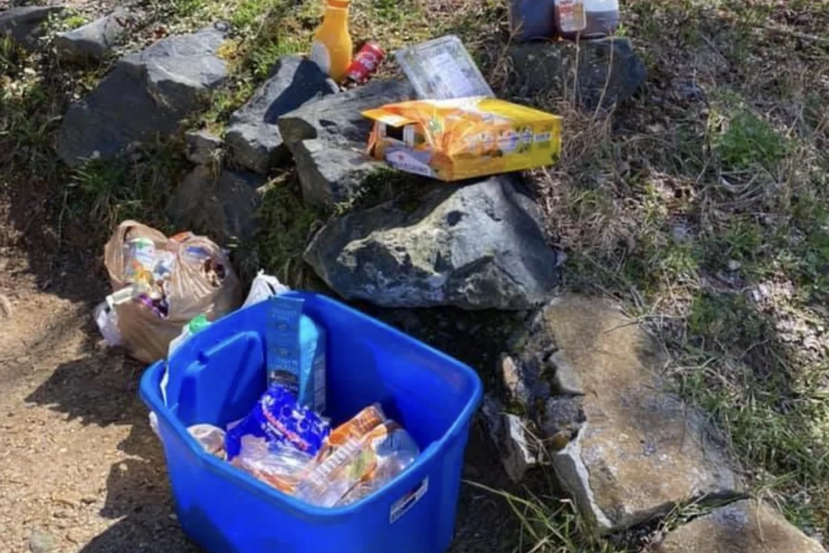 trailhead-trash trailhead-trash